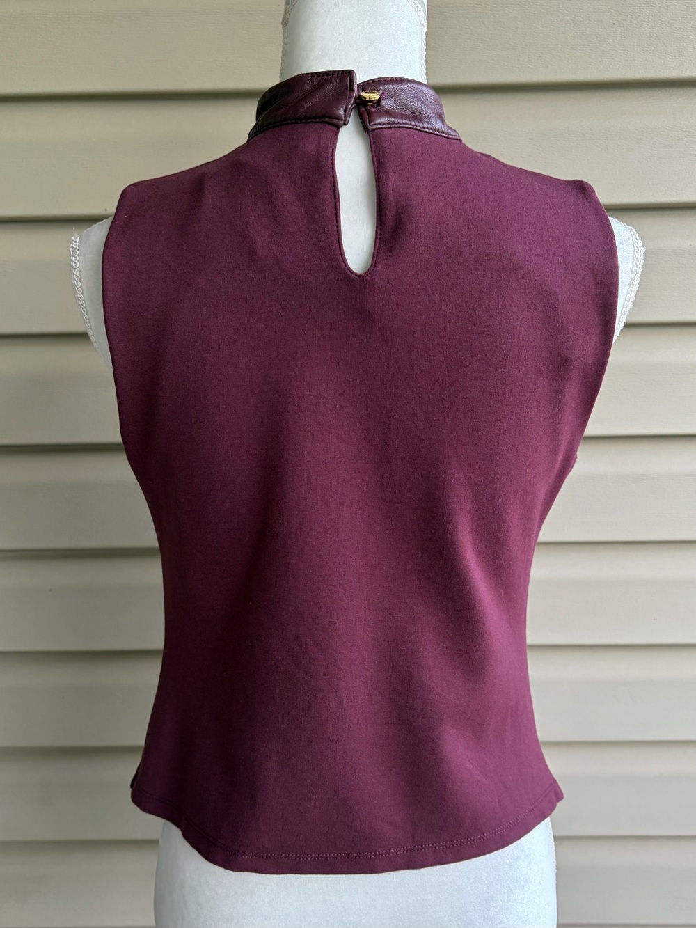 •Marc New York• Faux Leather Front Sleeveless Top in Burgundy - Size Small - Picture 5 of 8